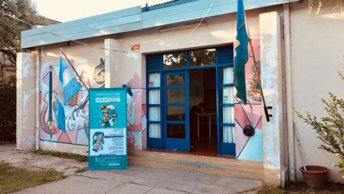 Estudiantes del Conservatorio de Mercedes